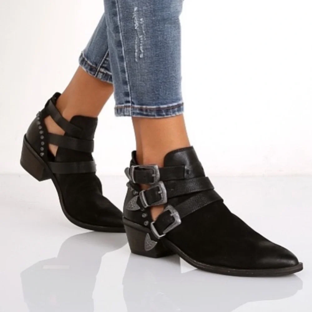 Dolce Vita Spur Western Buckle Ankle Booties Black Leather Size 9.5 Boho Moto - Picture 2 of 14